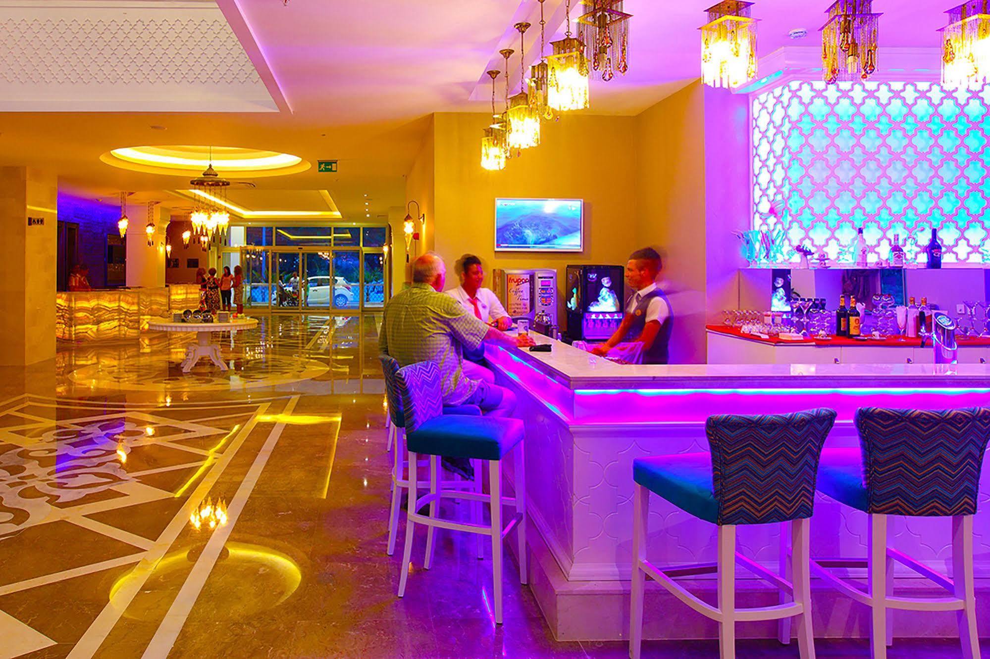 Diamond Elite Hotel & Spa - Adults Only Сиде Экстерьер фото